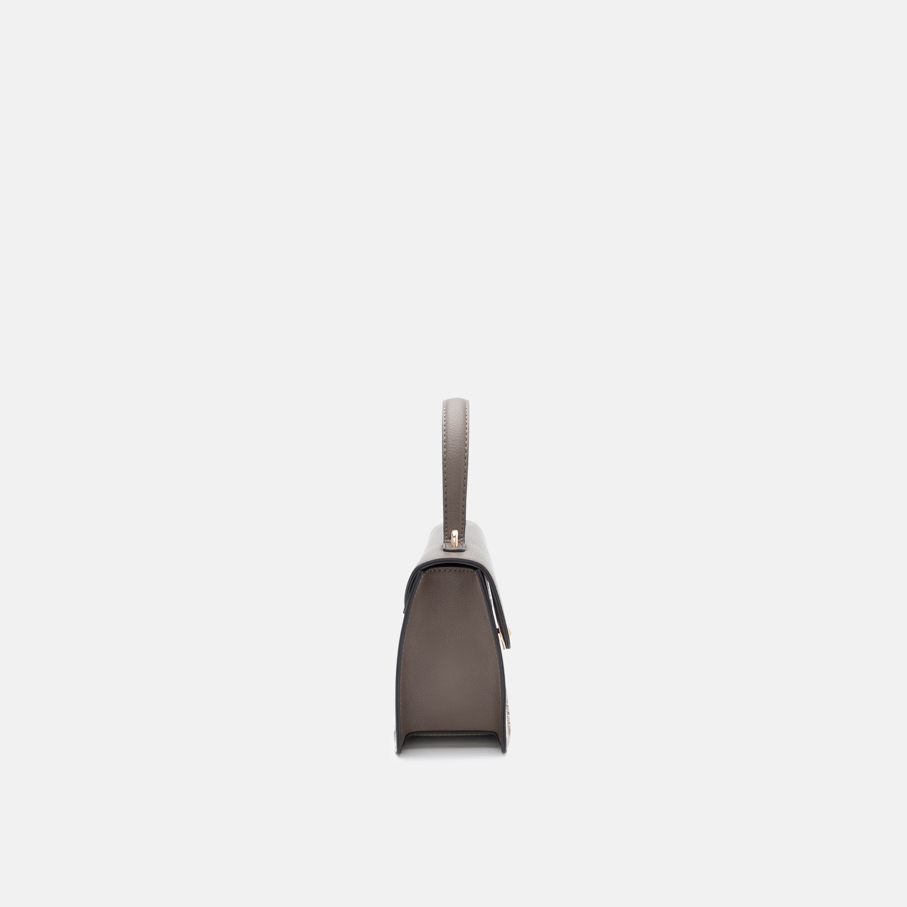 #Farbe_schwarz-braun