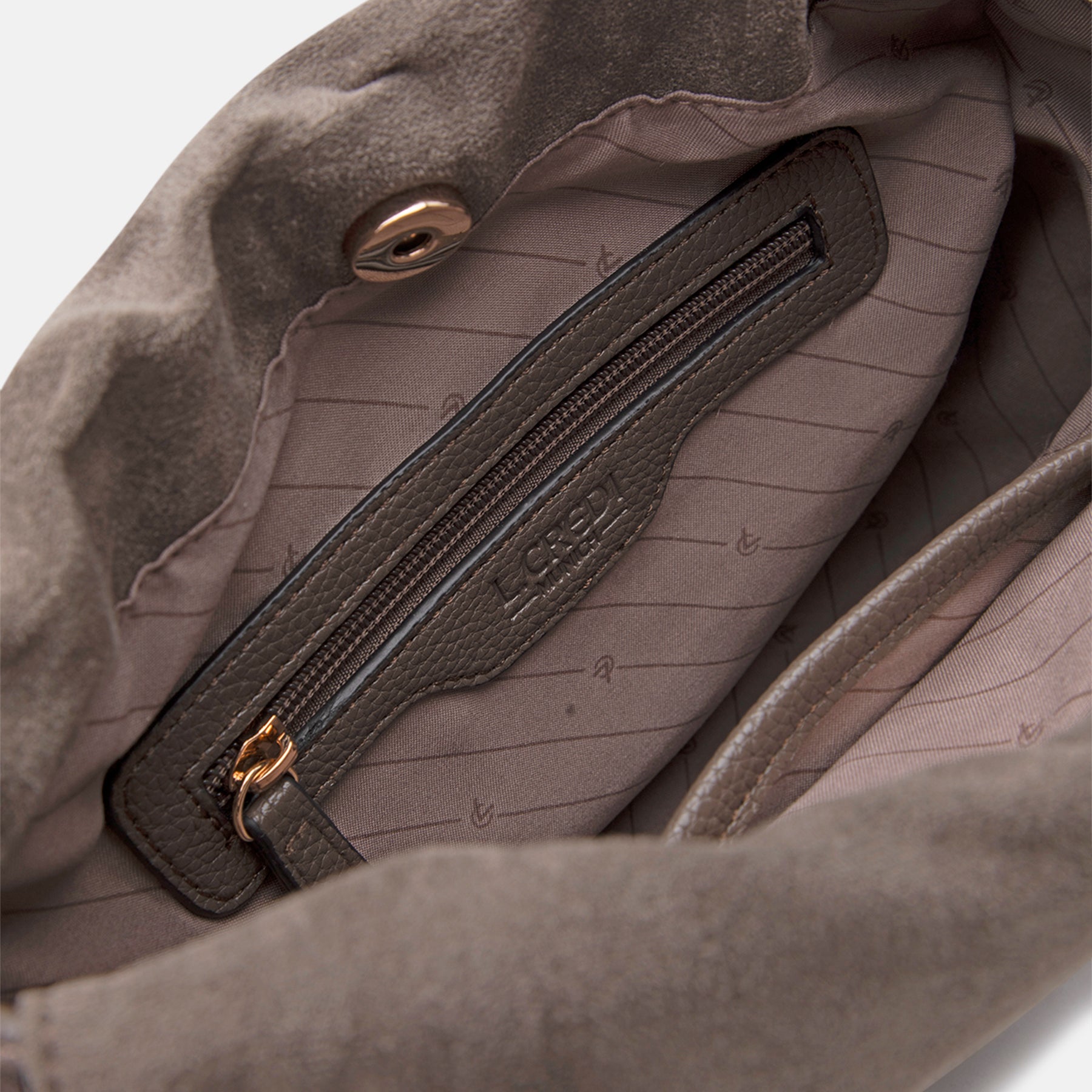 #Farbe_dark taupe