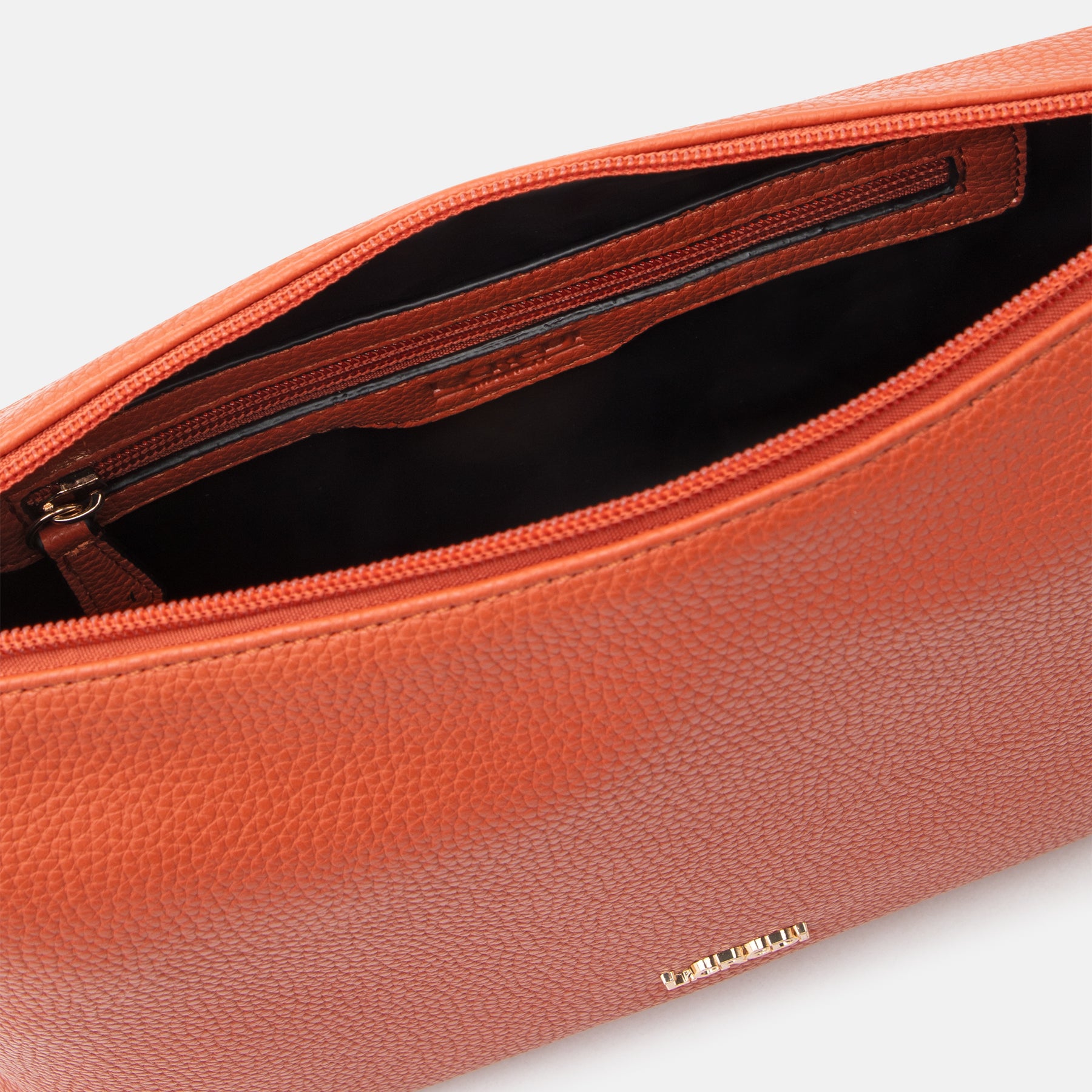 #Farbe_burned orange