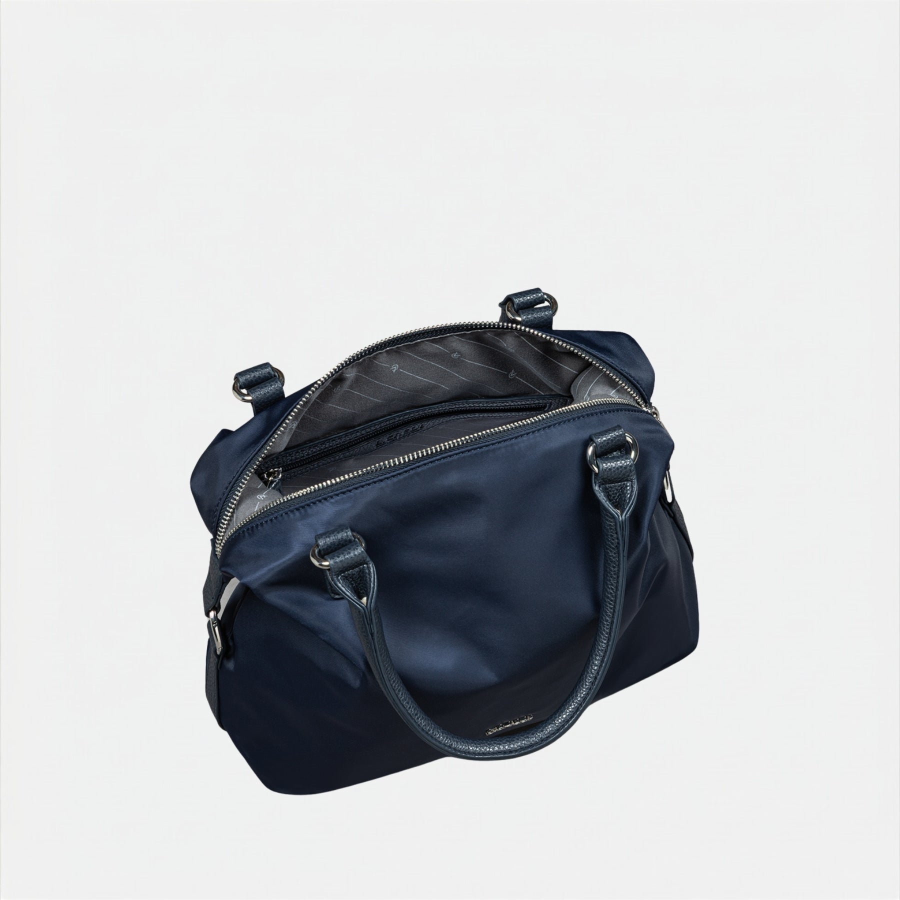Stravel Shopper