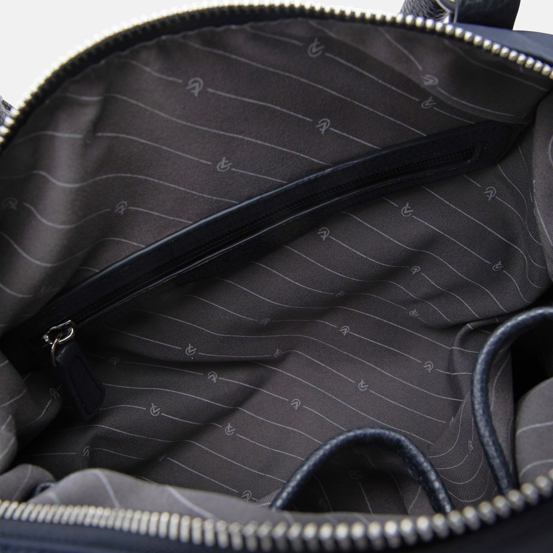 Stravel Henkeltasche