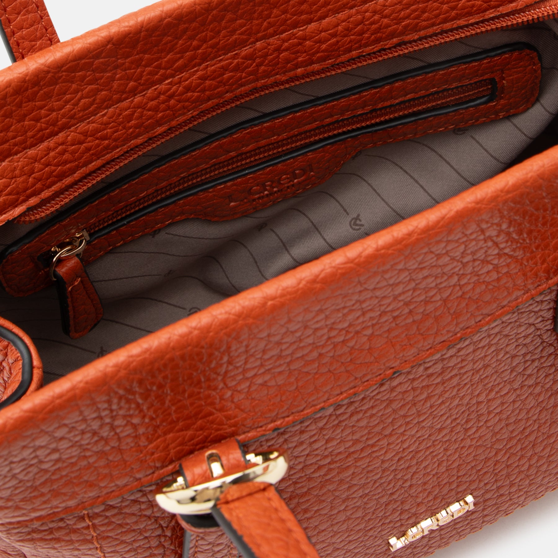 #Farbe_burned orange